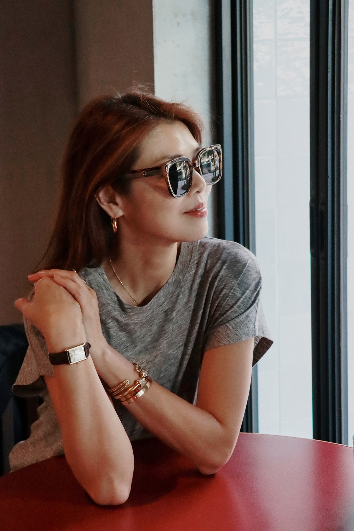 【搶先價】花灰輕柔寬袖短T