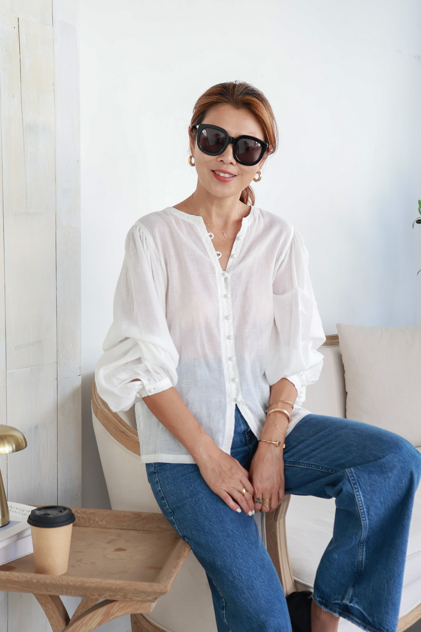 清透燈籠袖圓領長袖上衣