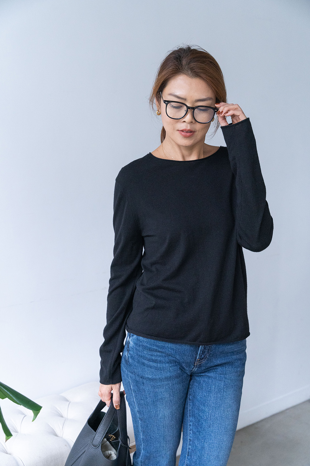 【搶先價】絲質羊絨後壓線捲邊長袖上衣