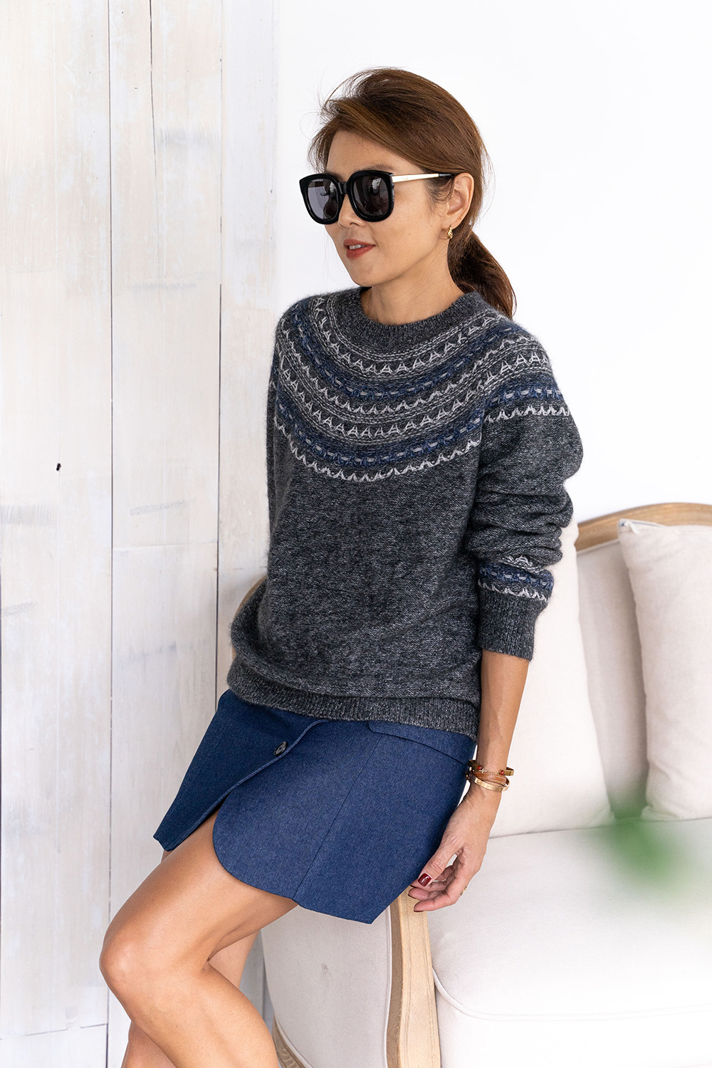 羊絨混紡編織圖騰長袖毛衣