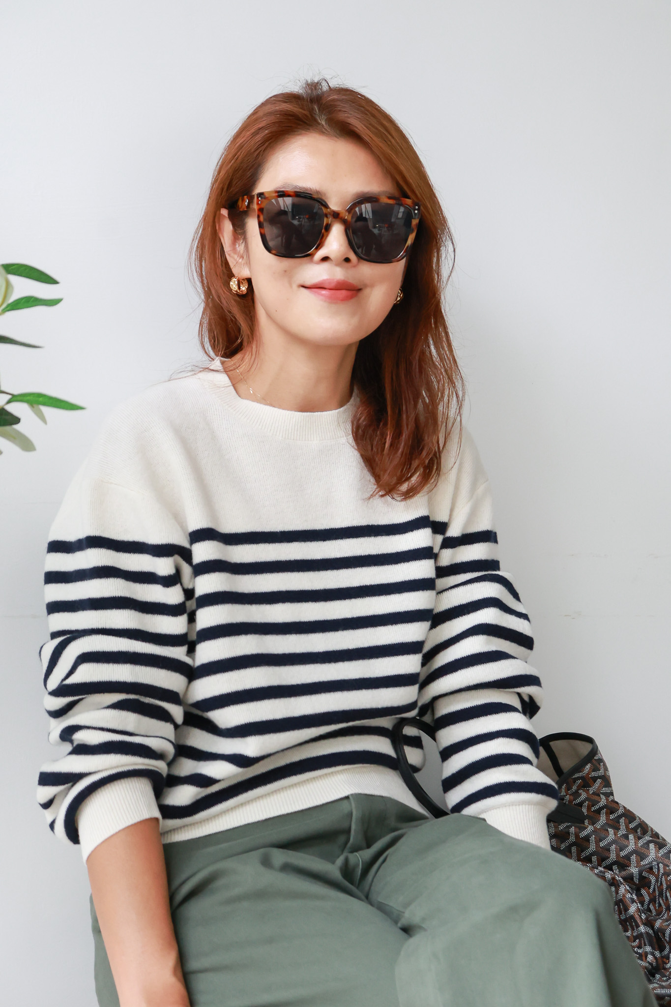 【搶先價】圓領拚色條紋套頭羊絨毛衣