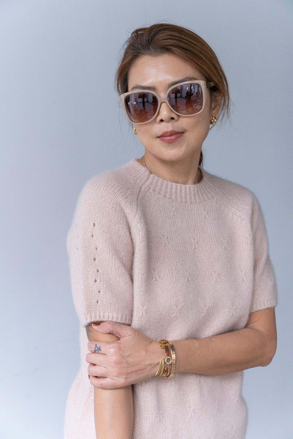 【搶先價】細緻蝴蝶羊絨短袖針織毛衣