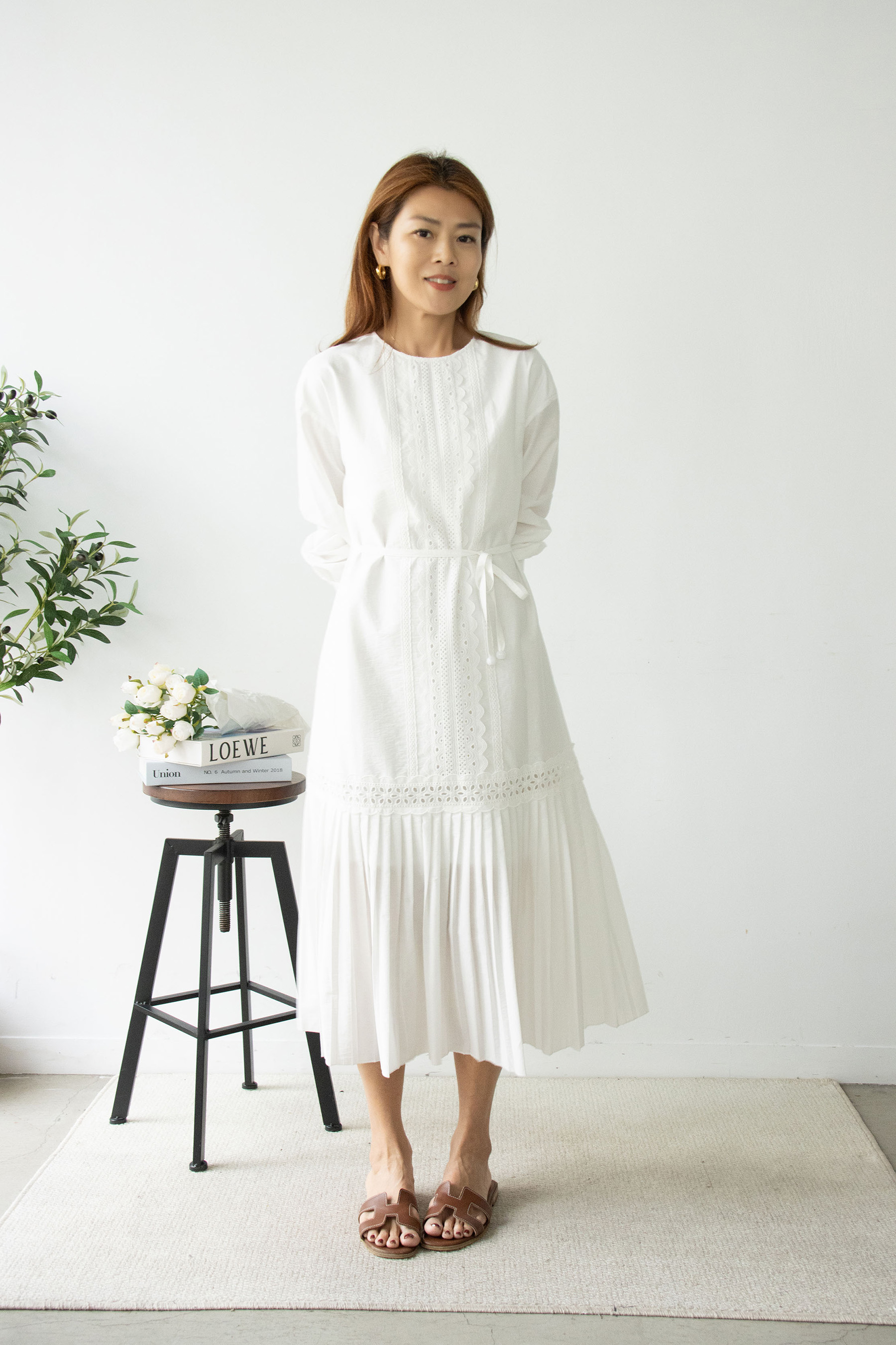 Annecy 刺繡工藝蕾絲拼接百摺長洋裝