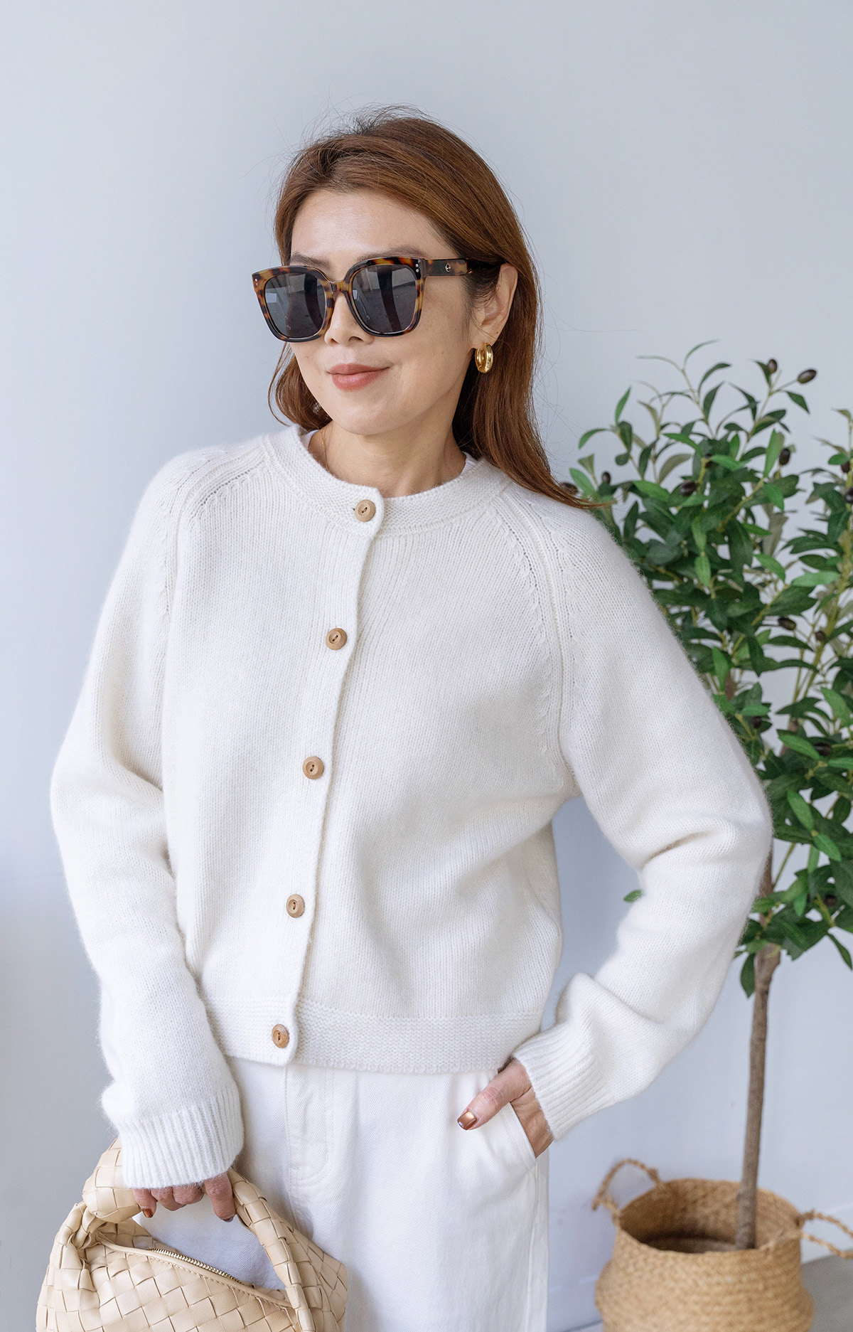 【搶先價】木質排釦開襟毛衣外套