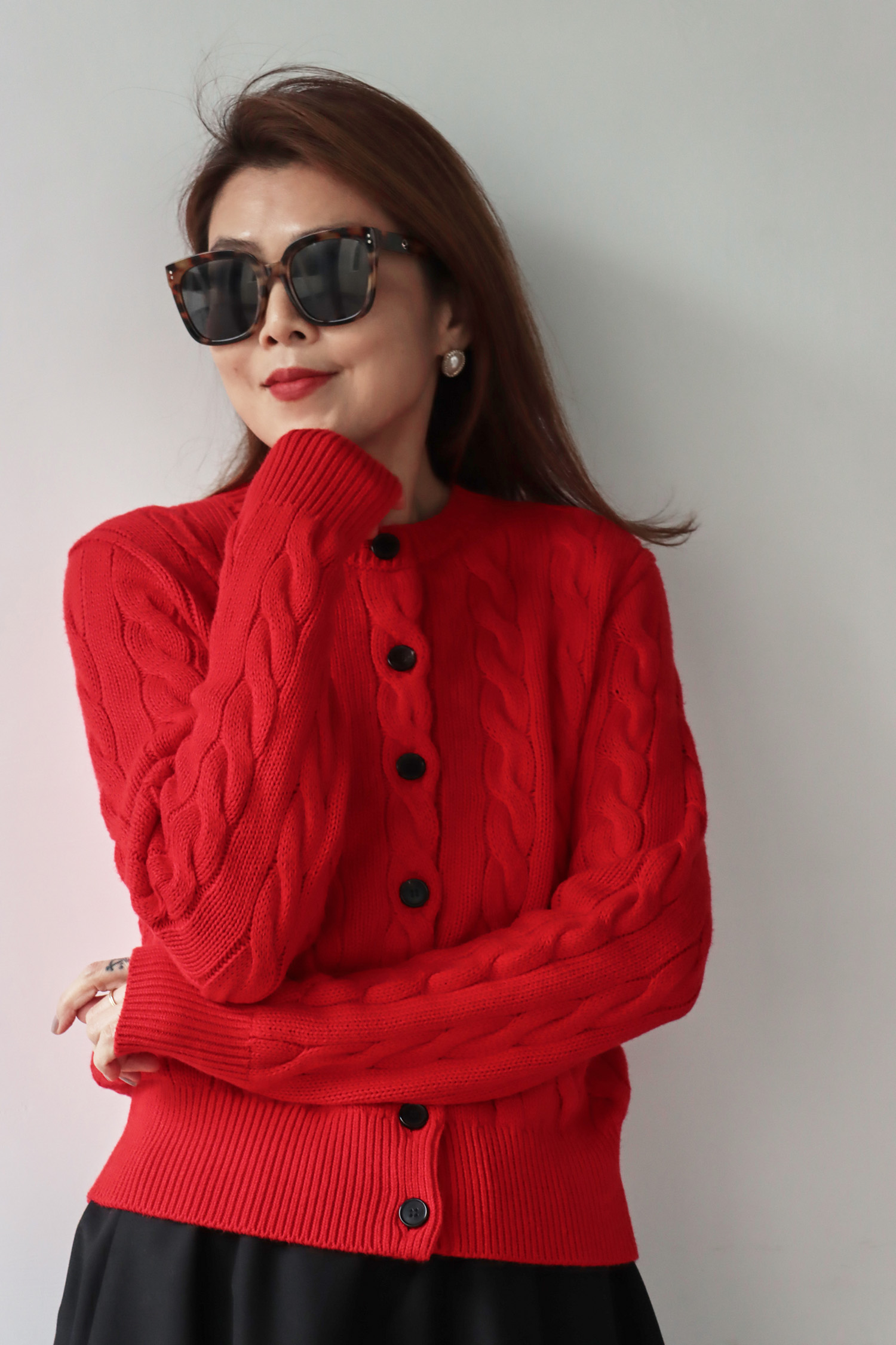 圓領扭結麻花開襟毛衣