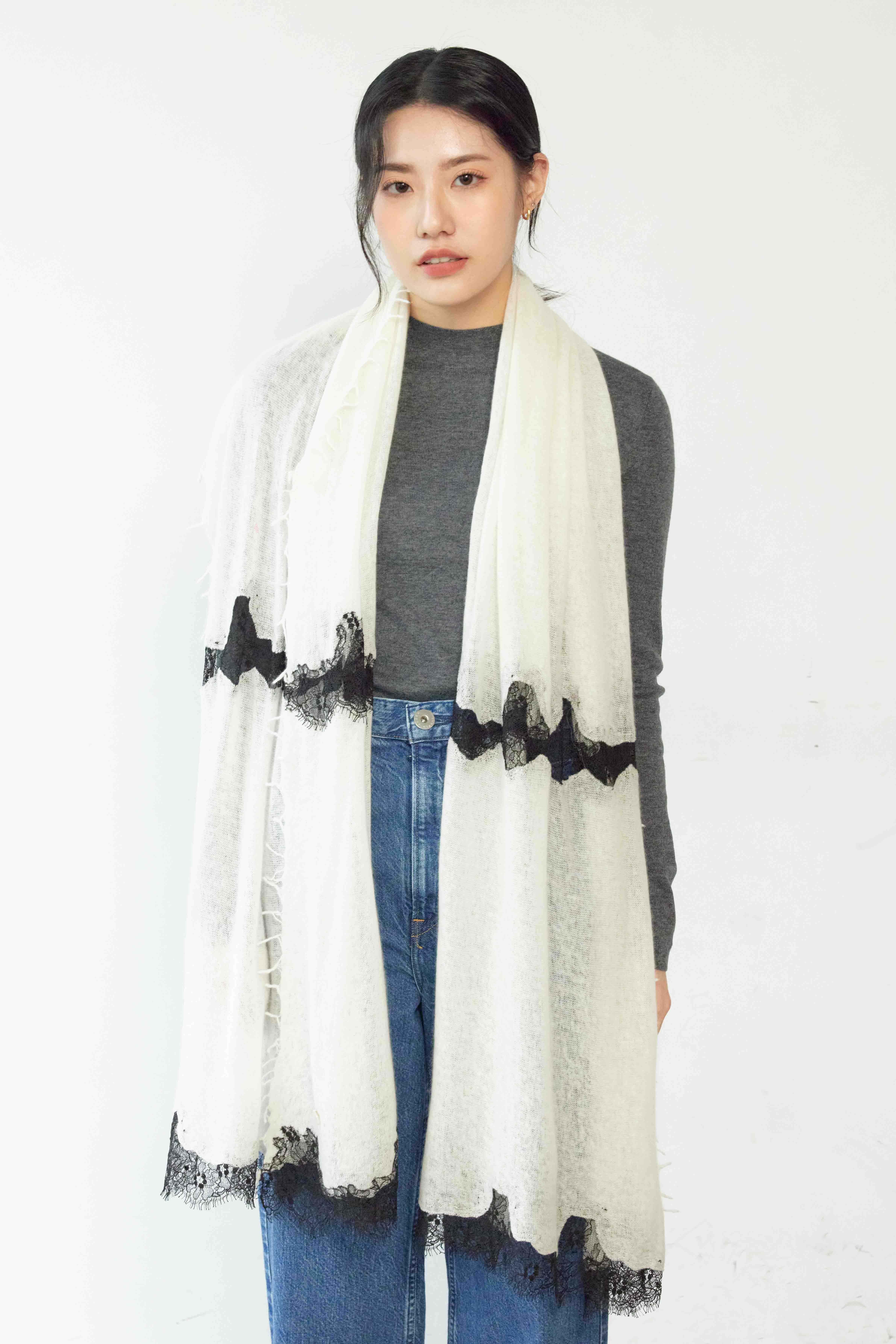 【0221直播】French Lace 100% Cashmere 圍巾