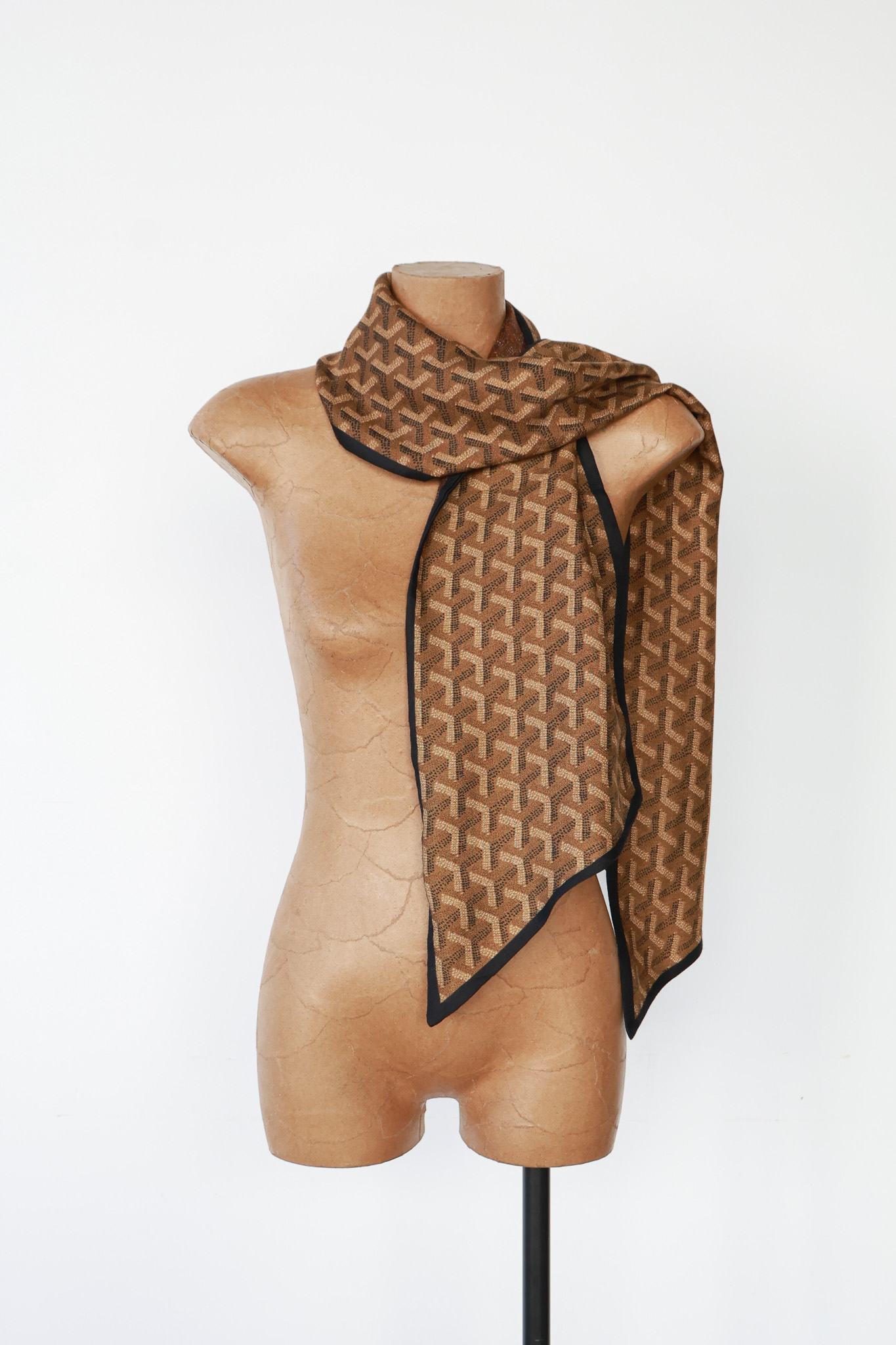 【搶先價】單面印花Cashmere絲質長飄帶